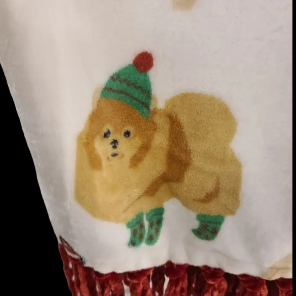 POMERANIAN Pom Retriever Lab Akita Dachshund Dog Christmas Tassel Throw Blanket